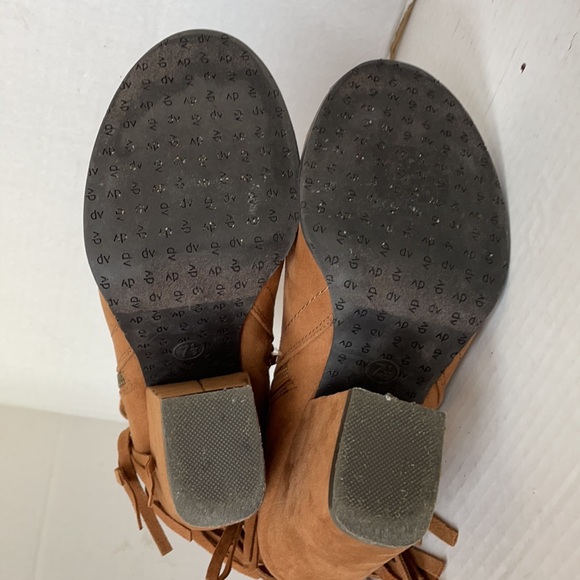 DV bootie with fringe open toe faux leather 7.5 - Picture 6 of 8